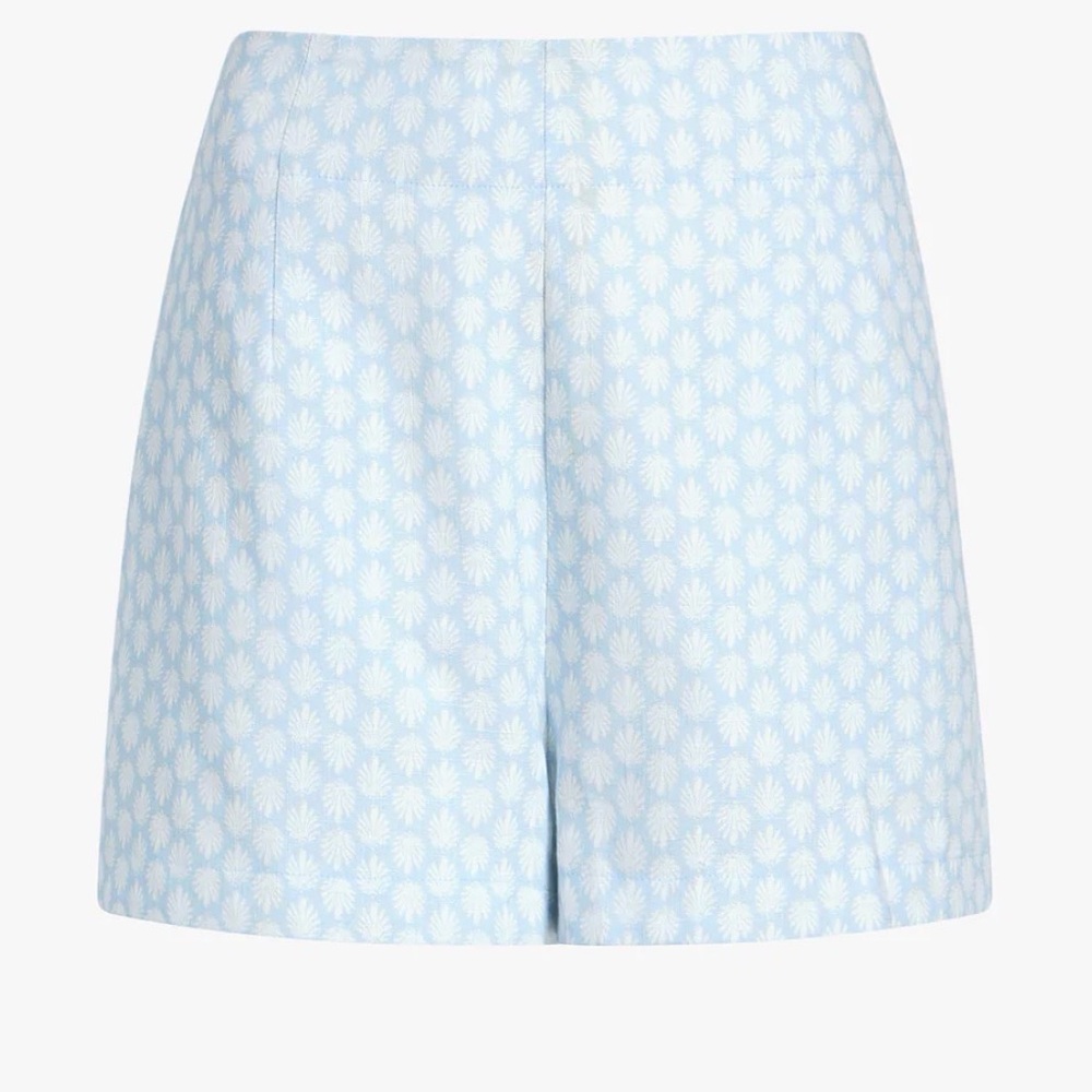 Hill House The Lisette Shorts in Powder Blue Baroque Shell Linen